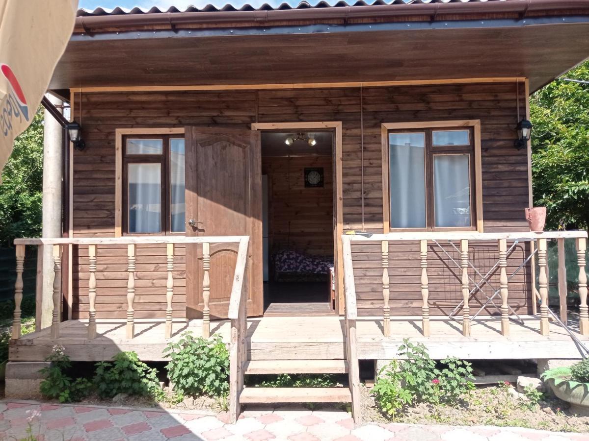 Домик Для Семьи Alakhadzy Exterior foto