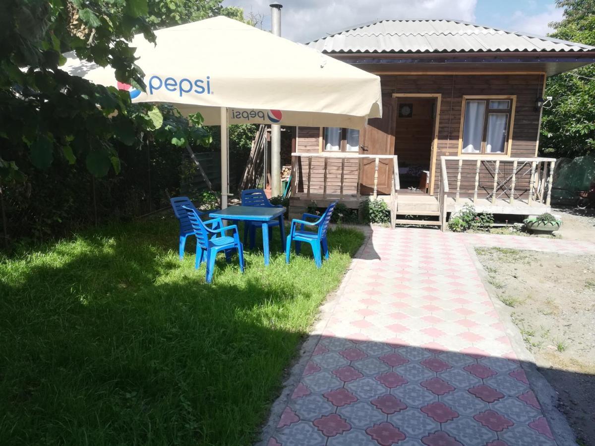 Домик Для Семьи Alakhadzy Exterior foto